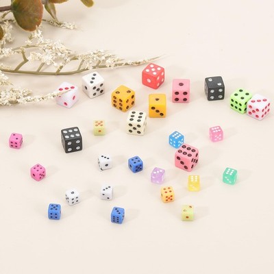 uxcell 100Pcs Mini Dice, 8mm/0.31