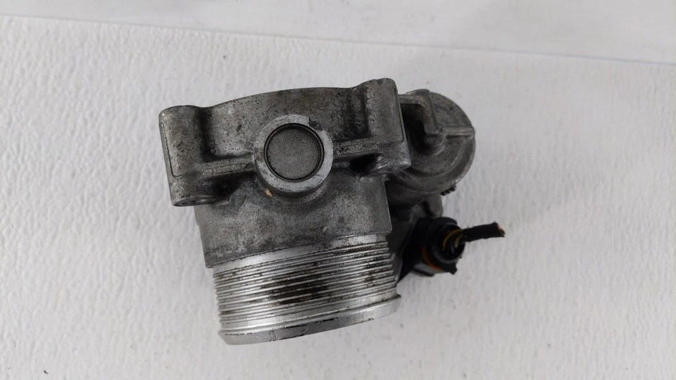 Volkswagen Passat 2006-2010 carrocería del acelerador EDQUM Foto 3 de 4