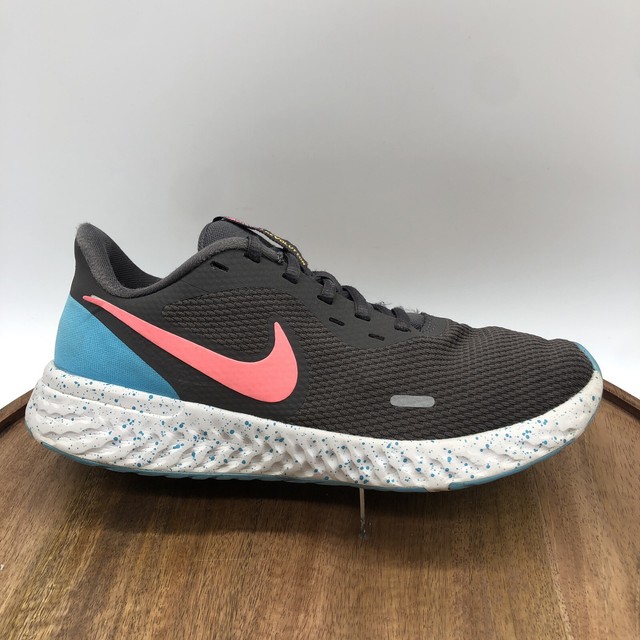 Size 9 - Nike Revolution 5 Thunder Gray 