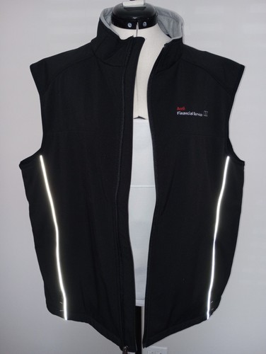 Mackintosh Coat Manheim Arena Illinois Audi Financial Services Sipper size XL