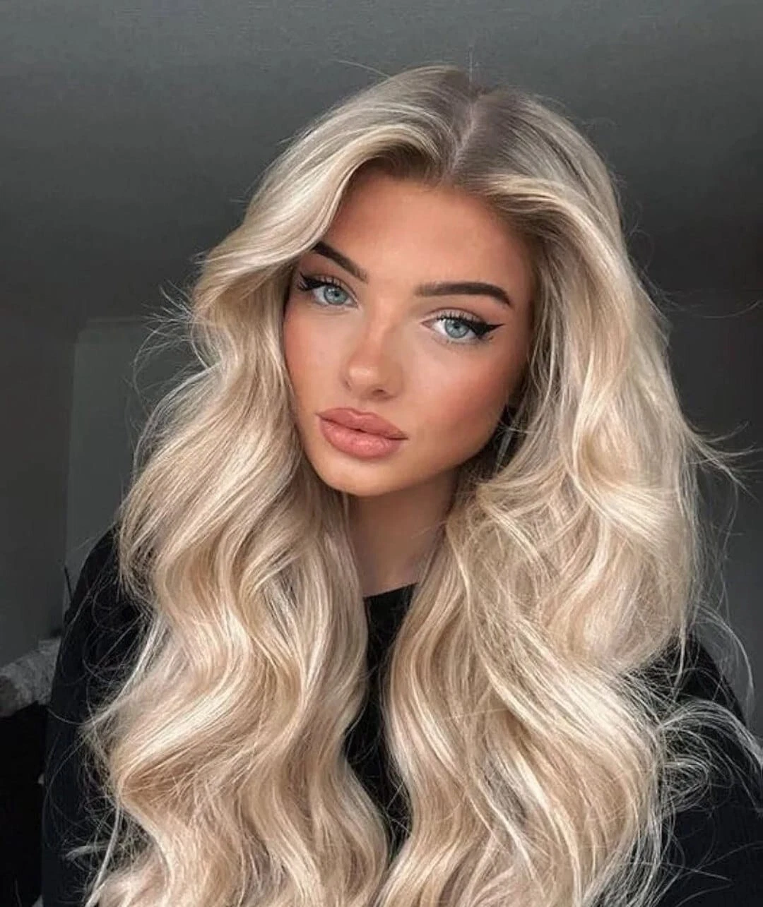 18'' Ombre Blonde Wave Human Hair Wigs 13X4 Lace Front Wigs