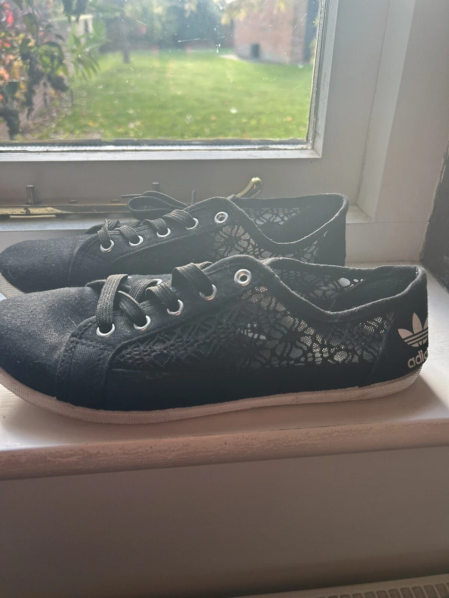 Adidas Women s Black Canvas Lace Trainers Size 7 eBay