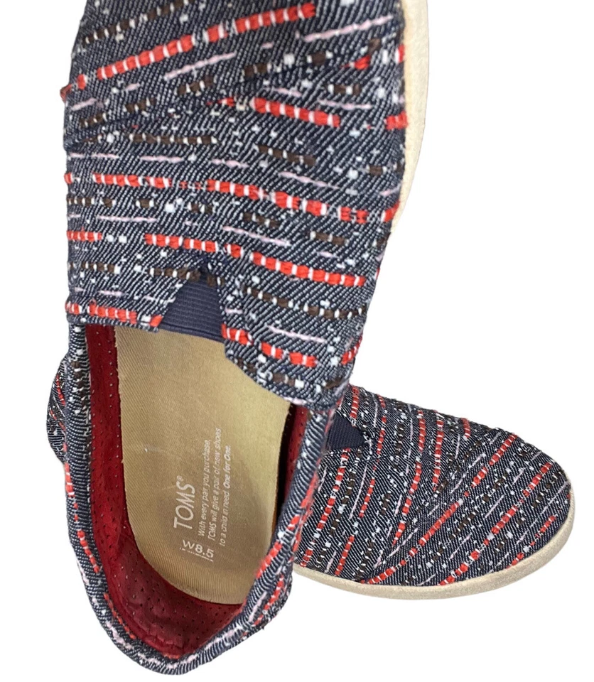 Toms Talla 8.5 Mujer Sin Cordones Planos Texturas Azul Rojo Blanco Tela Suela de Goma Foto 4 de 4
