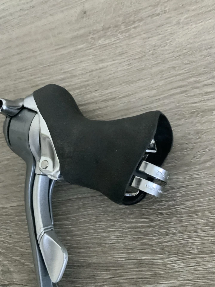 SHIMANO 600 ULTEGRA BRAKE / SHIFTER RIGHT SHIFTER 6400 8 SPEED FOR PARTS - Image 4 of 4