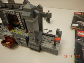 LEGO The Lord of the Rings: The Mines of Moria (9473)  W/figs + Instructions!!