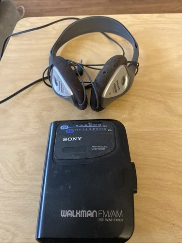 Vintage Sony Walkman WM-FX101 Portable Cassette Radio Player AS-IS PLEASE READ