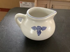Single Pfaltzgraff Yorktown Pattern Gravy Boat Pitcher Serving Dish