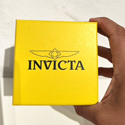 Invicta Herren Armbanduhr 15139 Quarz rot/schwarz Edelstahl 200 m mit Box