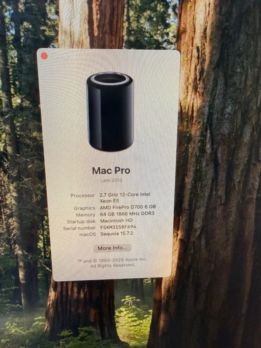 Preços baixos em Computadores desktops e all-in-one Apple Mac Pro