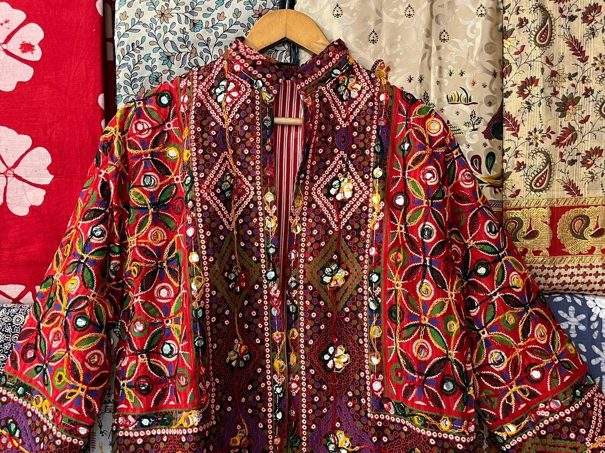 Kutch Embroidered Red Jacket-Gujarati Jacket-Bohemian Shrug-Banjara Jacket