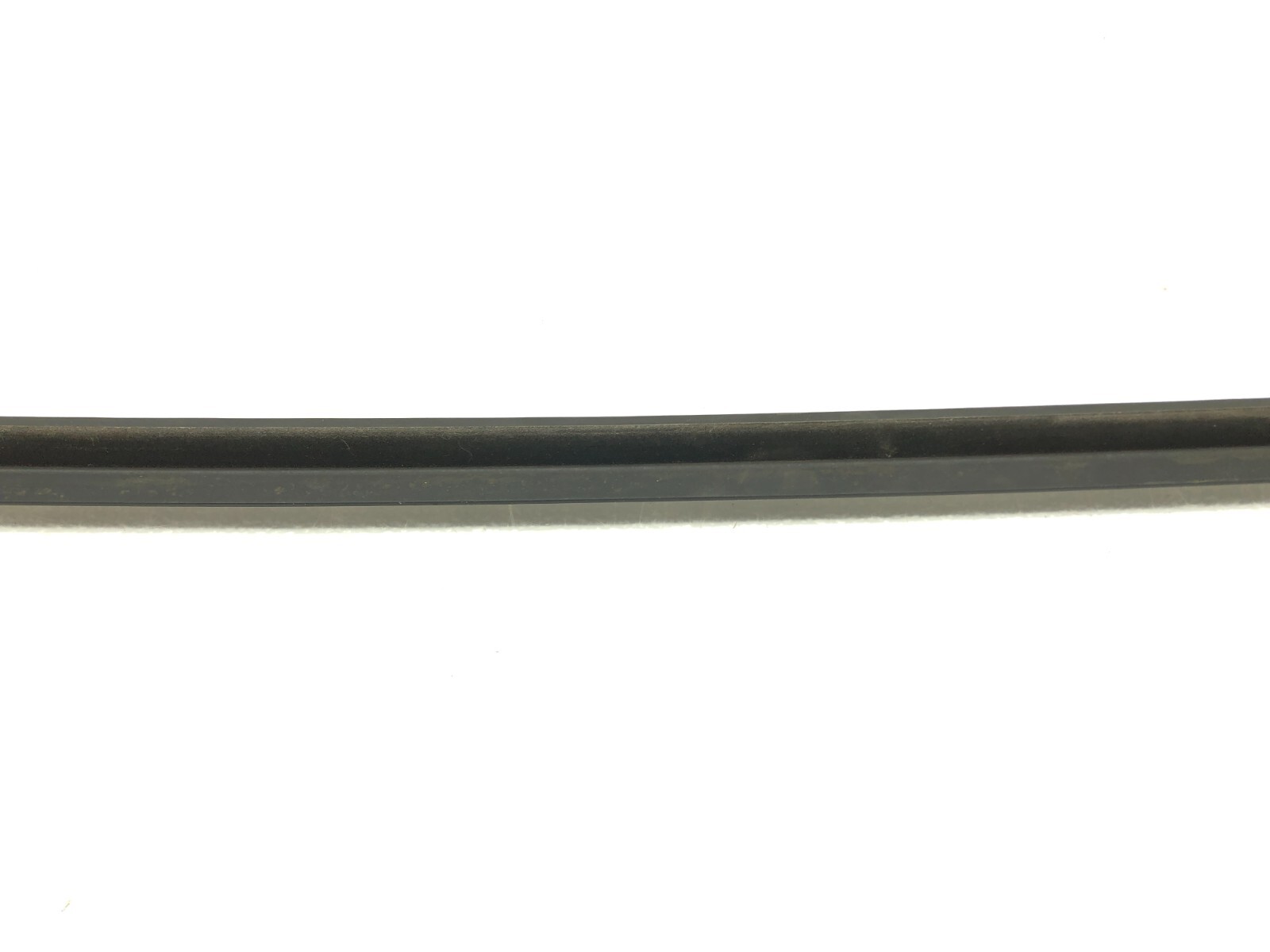 2014-2020 MASERATI QUATTROPORTE RIGHT PASS REAR DOOR WINDOW BELT MOLDING TRIM