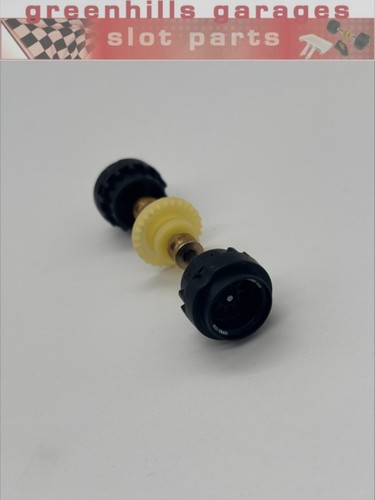 Greenhills Carrera Evolution McLaren Mercedes MP4-22 Hinterachse & Räder - gebraucht -