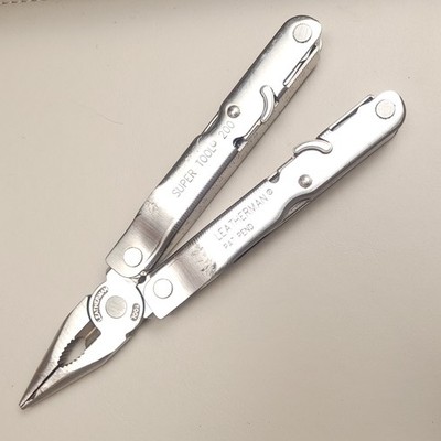 Leatherman Super Tool 200 Multi-Tool Pliers Saw Knife USA Made