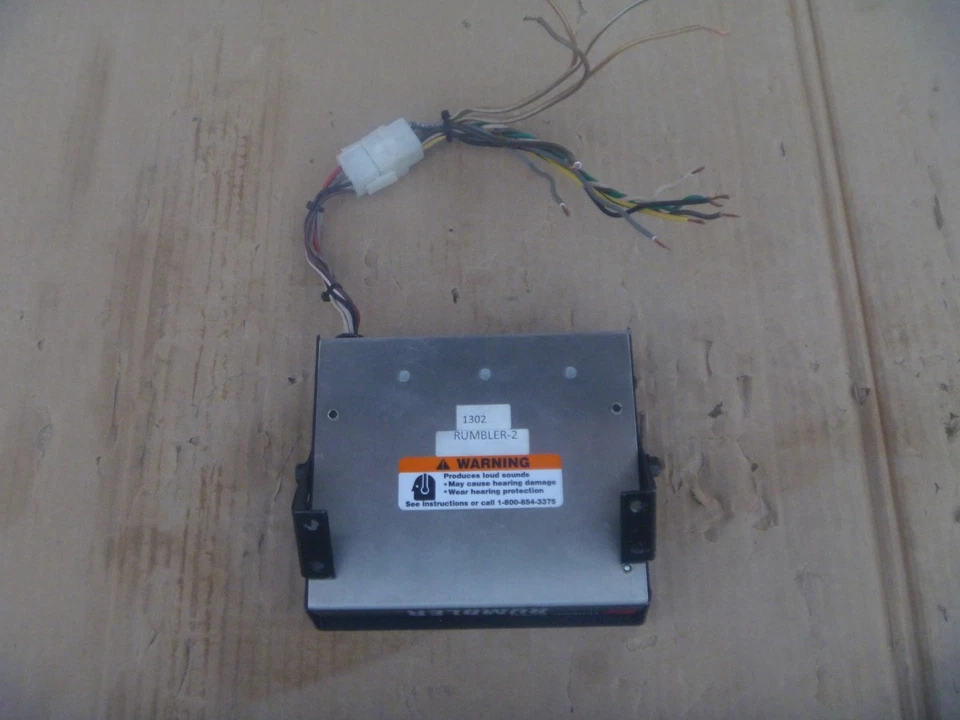 Sistema de altavoces Federal Signal Rumbler Foto 4 de 4