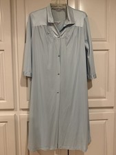 Vintage Vanity Fair Robe & Nightgown Set Light Blue Size Medium Short Length