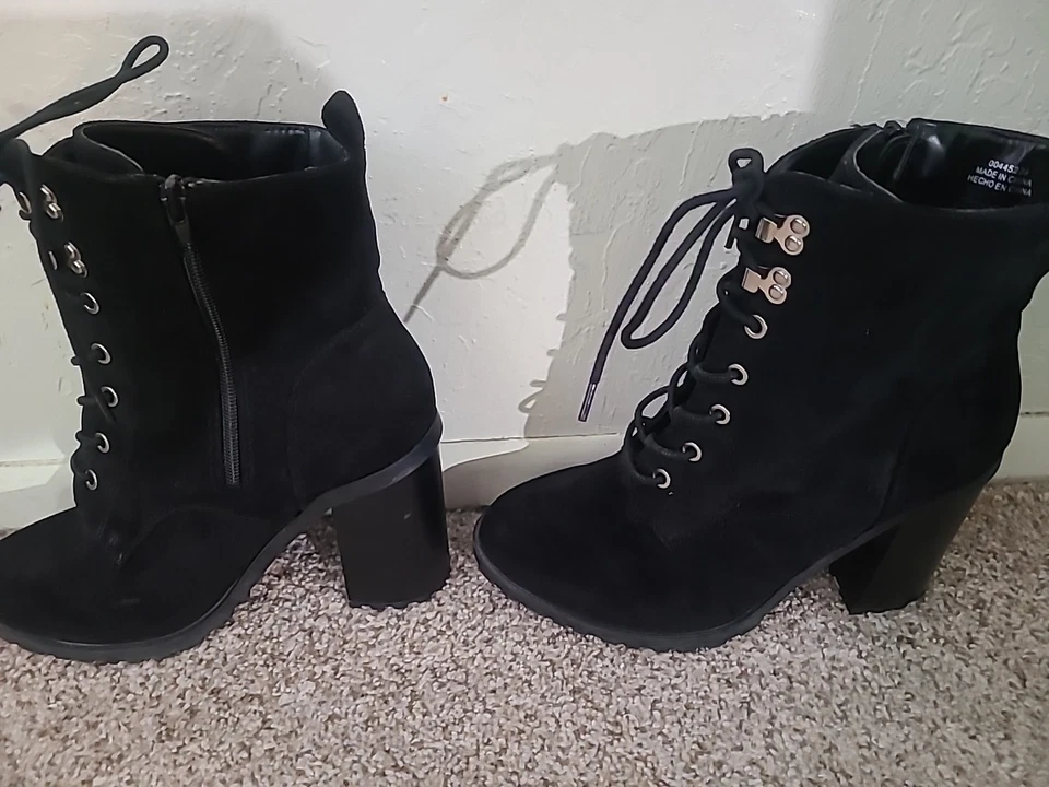 Botas con cordones de gamuza Forever 21 Foto 3 de 4