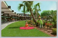 Silver Springs Main Concourse Pretty Ladies Fancy Dresses Ocala FL 1959