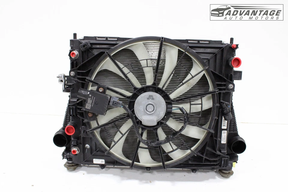 2016-2019 CADILLAC CTS RADIADOR E CONDENSADOR AC com motor de lâmina de ventilador de refrigeração OEM - Imagem 2 de 4