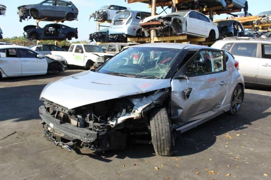 Bote de carbón de vapor de combustible 2012 13 14 15 16 17 Hyundai Veloster Turbo Foto 2 de 4