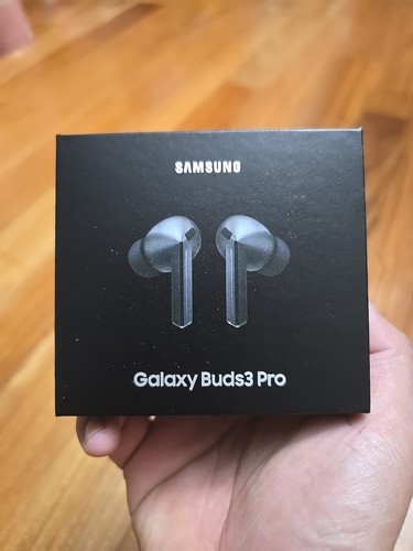 Samsung Galaxy Buds 3 Pro SM-R630 Bluetooth Earphones - New (Silver)