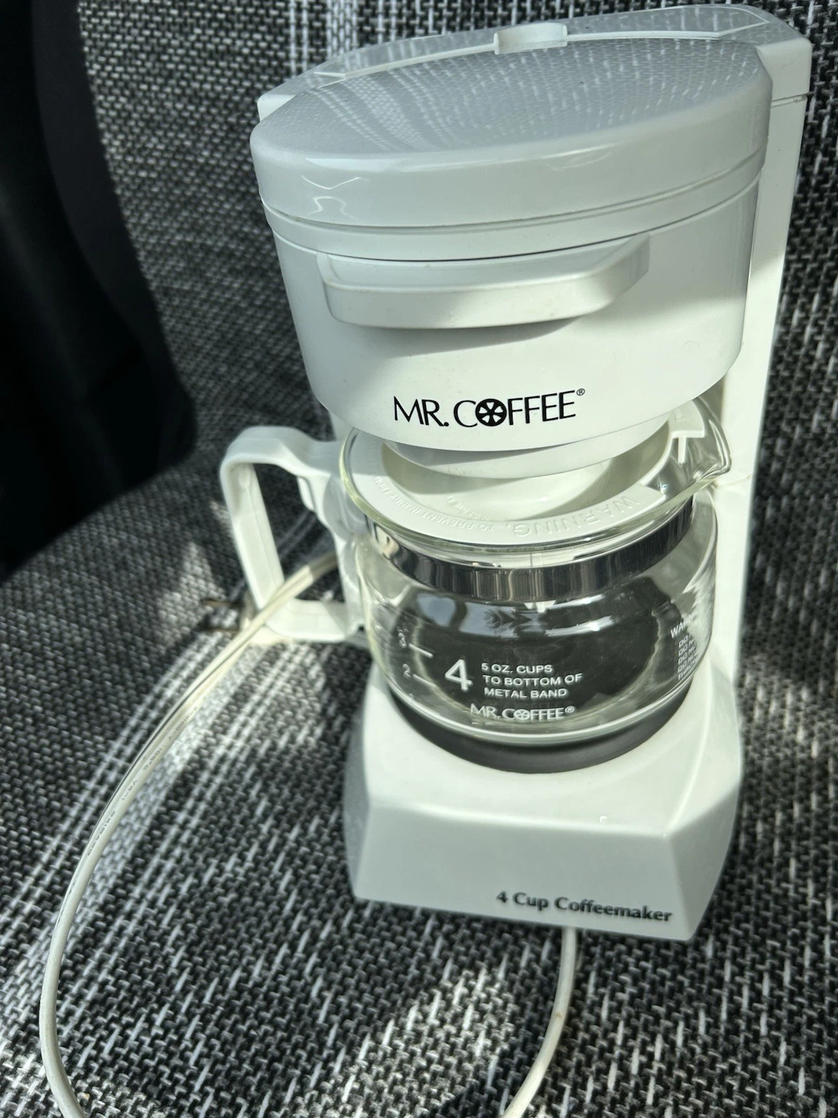 Vintage Mr. Coffee BL5 Switch Coffee Maker 4 Cup Carafe White 1999 Mintcondition