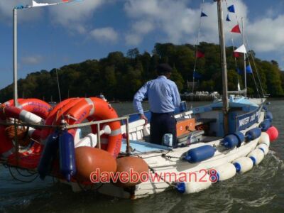 FOTO DARTMOUTH DAS GREENWAY WASSERTAXI DAS WASSERTAXI FÄHREN PASSAGIERE QUER