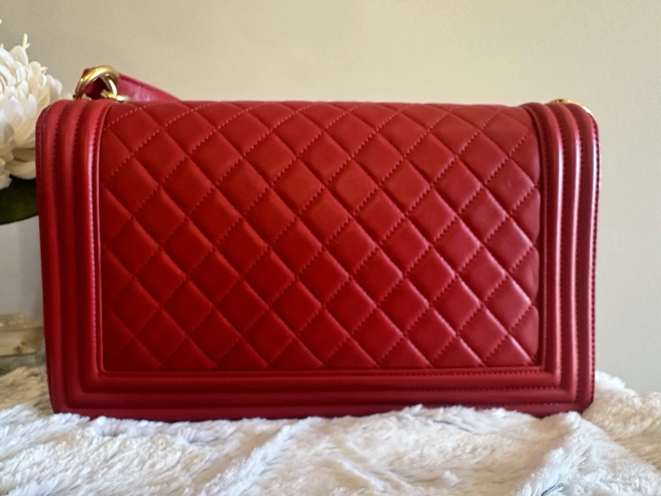 Chanel Nuevo Medium Cube Boy Foto 3 de 4