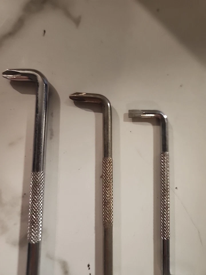 3 Pcs Offset Screwdriver Set Right Angle Phillips Screw Driver, Flat Head - Image 3 of 4