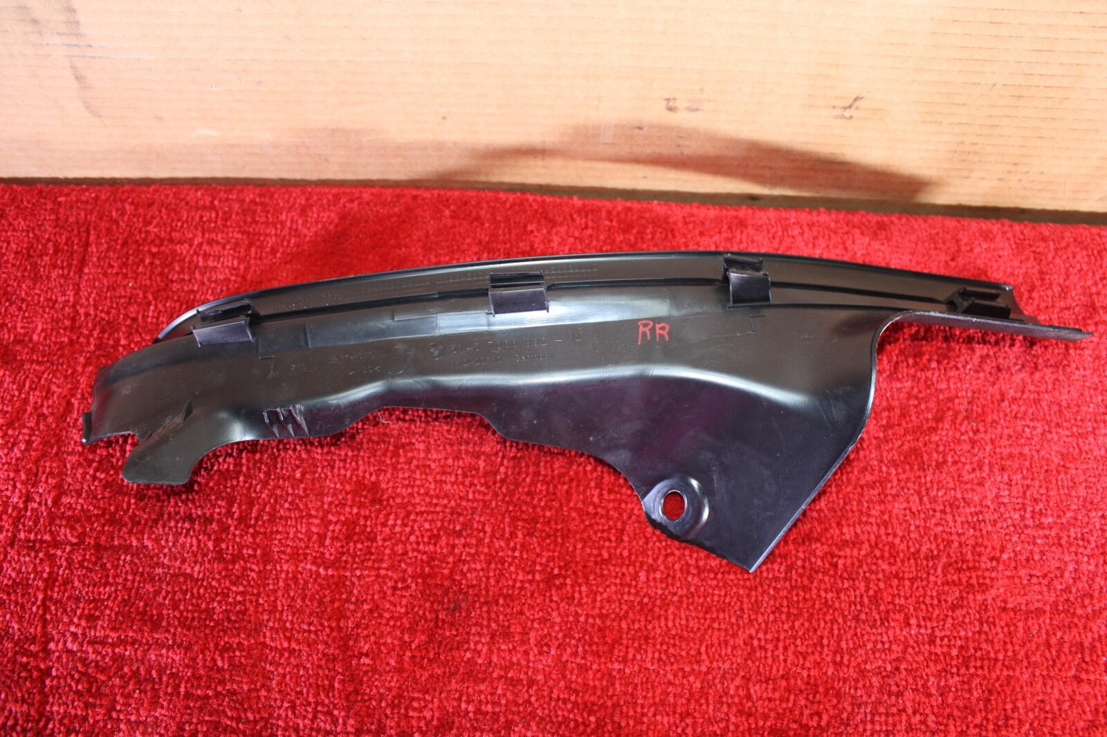 0711 BMW E90 328 335 REAR RIGHT PASSENGER SIDE INNER DOOR SILL COVER