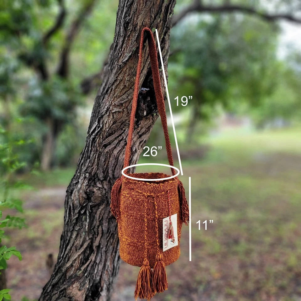 Bolso Boho Cubo Tribu Wayuu Grande Colombiano Hecho a Mano 2 COLORES 🇨🇴 Foto 2 de 4