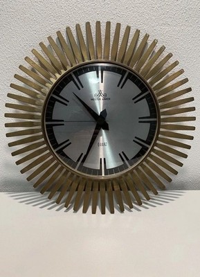 Vintage Wanduhr Sunburst Design goldene Strahlen Meister Anker