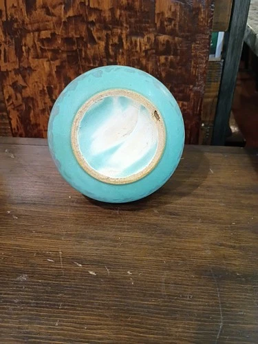 Brush McCoy Art Vellum 1930s Art Deco Pottery Mottled Matte Green Fawn Vase 716