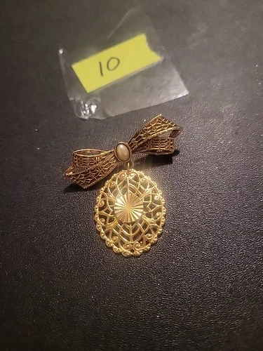 Gold Tone Filigree Medallion Brooch Bow Faux Pearl Vintage Costume Jewelry