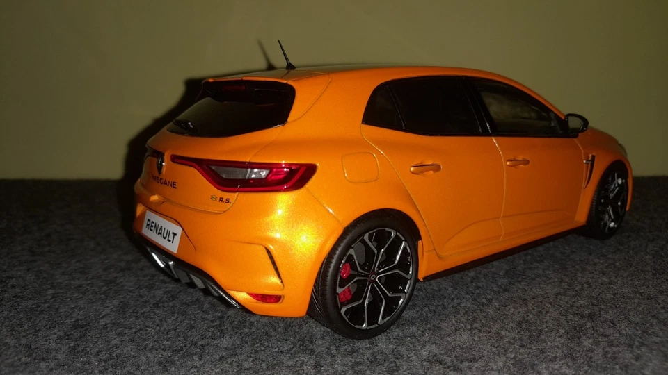 Norev 1/18 Renault Megane RS Trophy 2019 RS Orange Limited Edition - Immagine 4 di 4