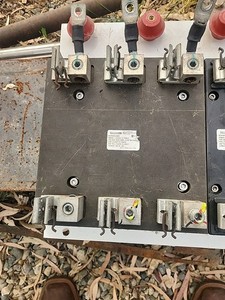 Ferraz Shawmut 62053R Class R Fuse Block Holder 600V 200A Used 3 Phase