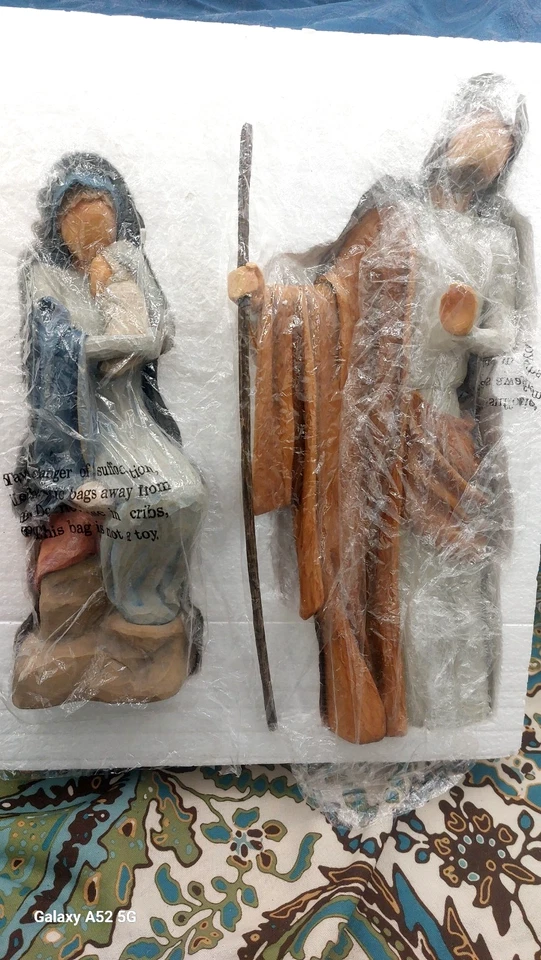The Christmas Story Willow Tree Joseph Mary, And Baby Jesus. 11.5-14.5' NOB - Image 2 of 4
