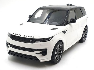 GT Spirit 1/12 Scale Resin GT553 - Range Rover Sport P510E - weiß
