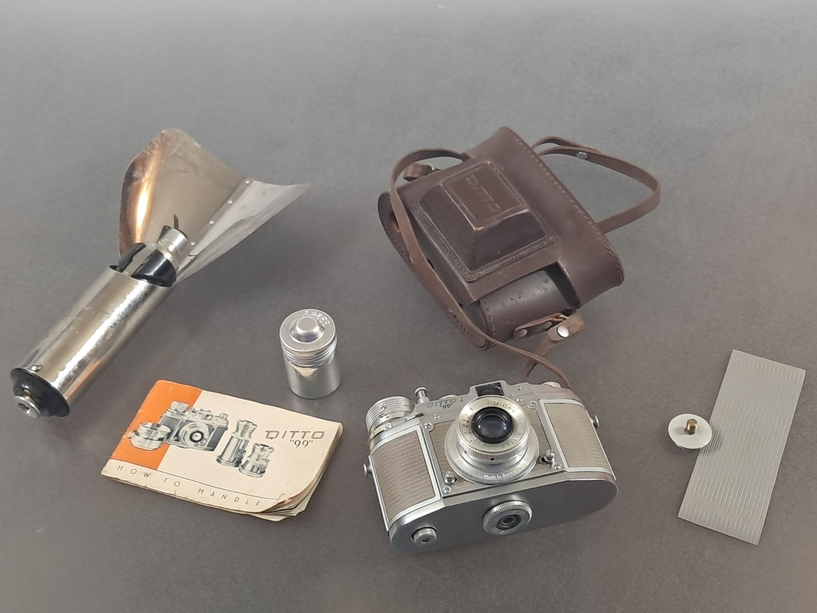 1953 Germany Finetta Werk Saraber Ditto 99 35mm film camera 2.8 45mm lens 1:2.8 