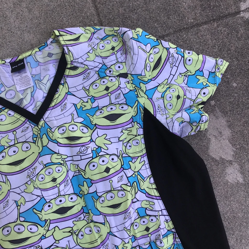 Disney Pixar Little Green Men Women XL Scrub Top Shirt - Image 4 of 4