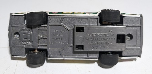 RARE-VINTAGE- HARRY GANT #33 SKOAL BANDIT 1982 BUICK REGAL ERTL 1/43 PULLBACK - Picture 5 of 5
