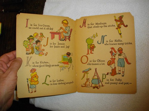 1920s Beautifully Illustrated Antique Childrens' Books & Games w/Toy Clicker! - Picture 5 of 23
