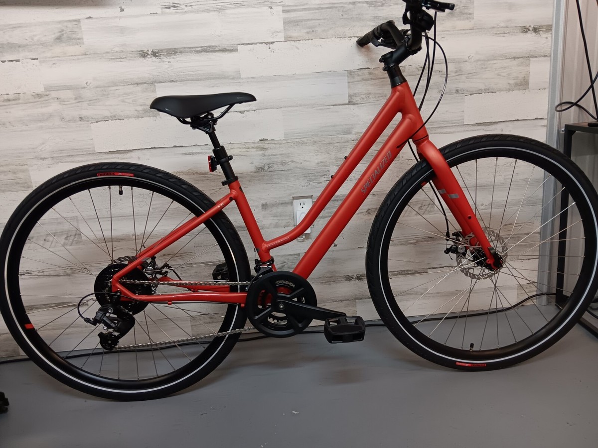 自転車本体 specialized size S/M crossbike SPECIALIZED SIRRUS 2.0 HYBRID BIKE