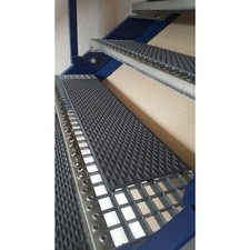 Gitterrostauflage für Pressroststufe Gitterroststufen Treppe 800 x 200 mm Stufe