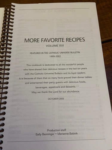 1999-2002 CATHOLIC UNIVERSE BULLETIN DIOCESE OF CLEVELAND OHIO VOL XVI COOKBOOK - Picture 2 of 6