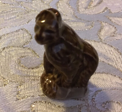 Red Rose Tea- Wade Figurines - GORILLA - England