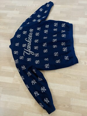 genuine merchandise jacket For Men Size 4XL. COLOR: Blue. ( Sun Faded Collar)