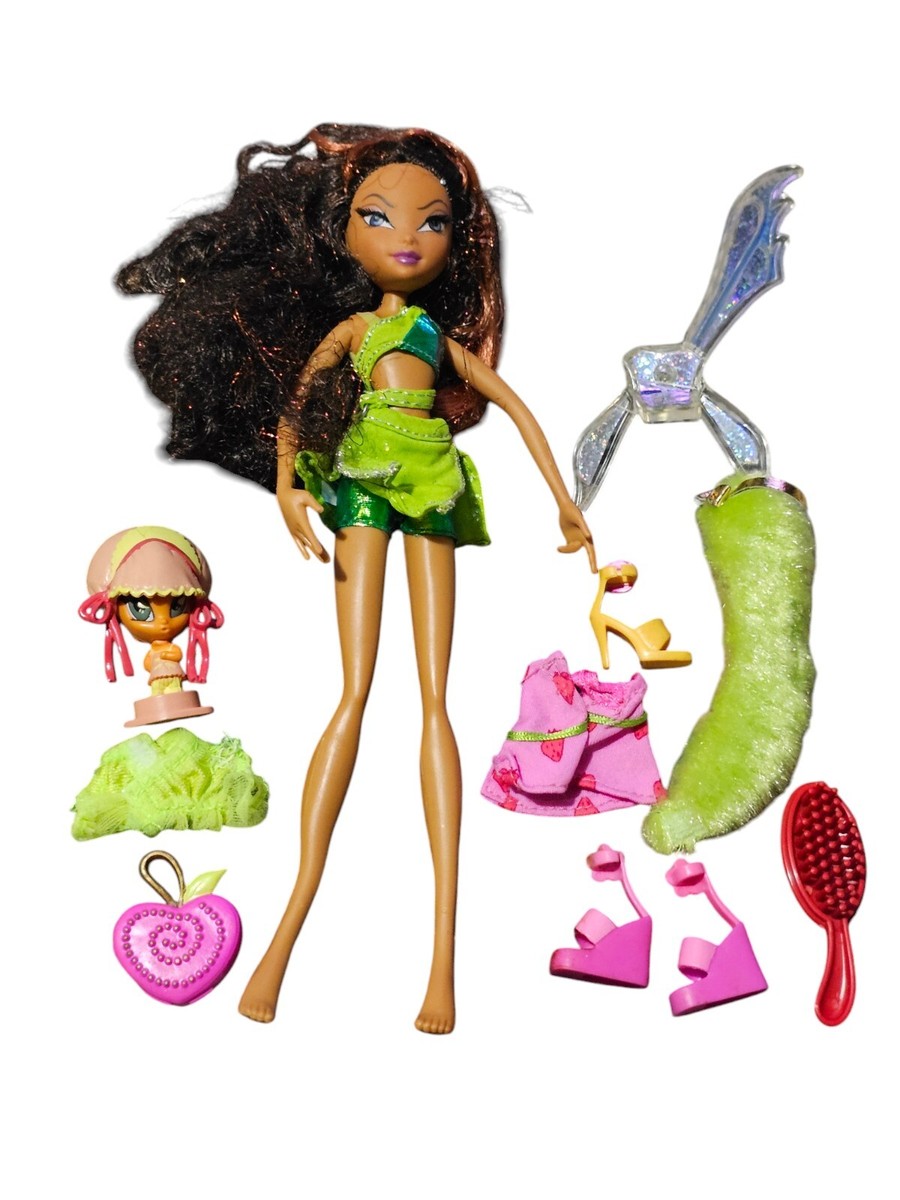 Rare WINX CLUB Doll Layla 2004 Mattel Broken Wings Rare WINX CLUB Doll Layla 2004 Mattel Broken Wings