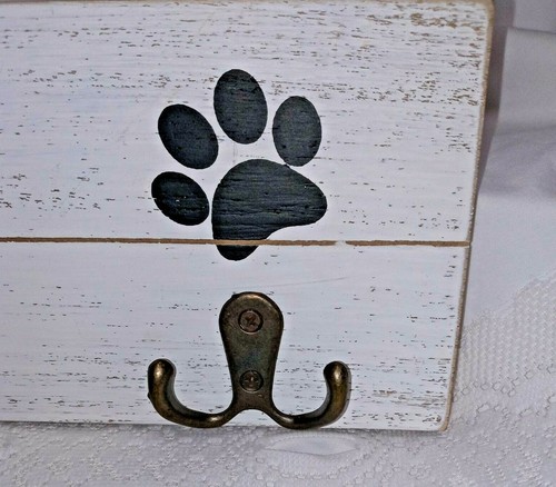 His Hers Pets (Paw) Wooden Wall Hanger-3 Metal Hooks-Keys, Hats Leash-Wall Decor - Picture 2 of 7