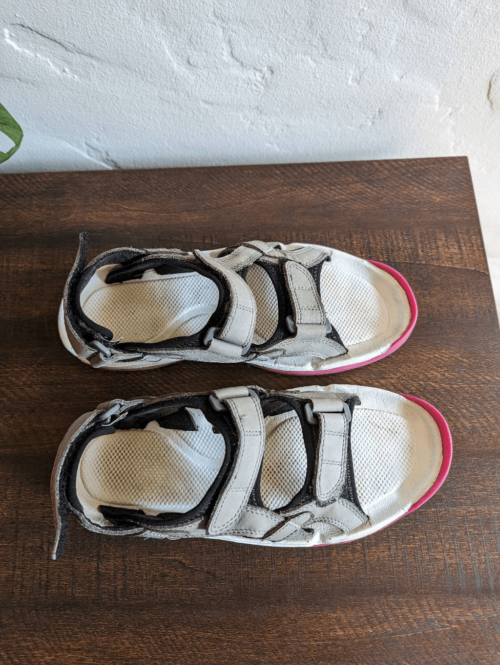 Crocs XTG LoPro Women's Golf Shoes Gray White Pink Sa… Gem