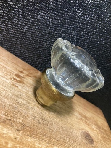 VINTAGE ORIGINAL INTERIOR GLASS / Brass DOOR KNOB HANDLE CLEAR - Picture 2 of 9